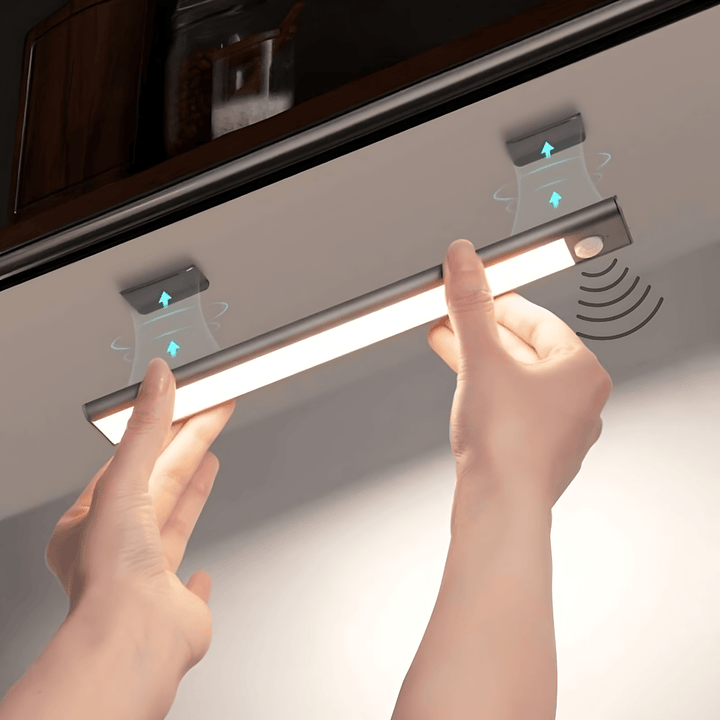 Bezprzewodowa lampa LED z czujnikiem ruchu, idealna do szafy. Inteligentne oświetlenie magnetyczne.