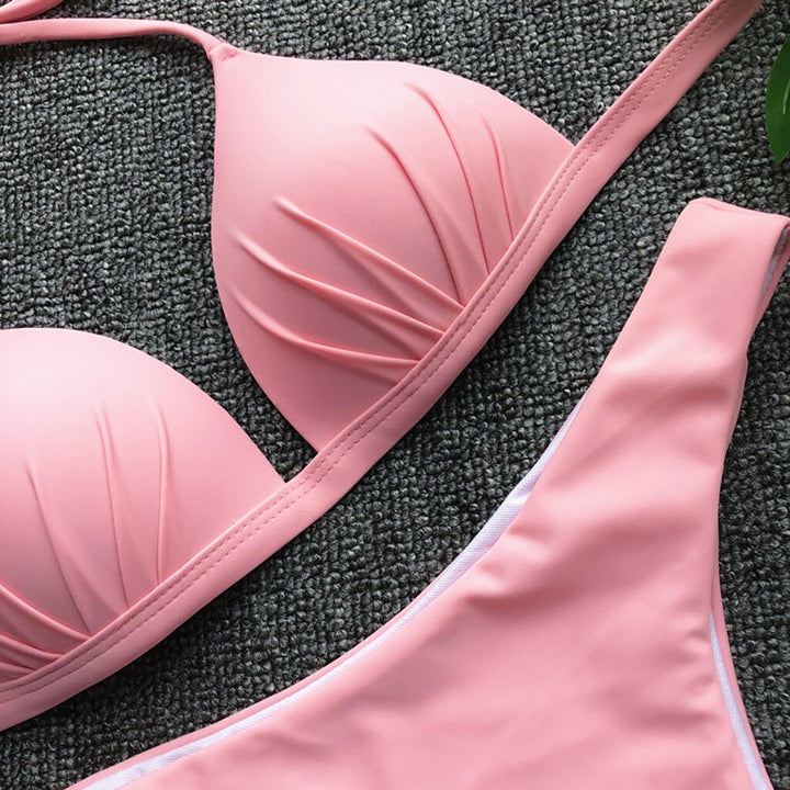 Modny zestaw bikini damski dwuczęściowy, z elementami wiązania, plażowy look.