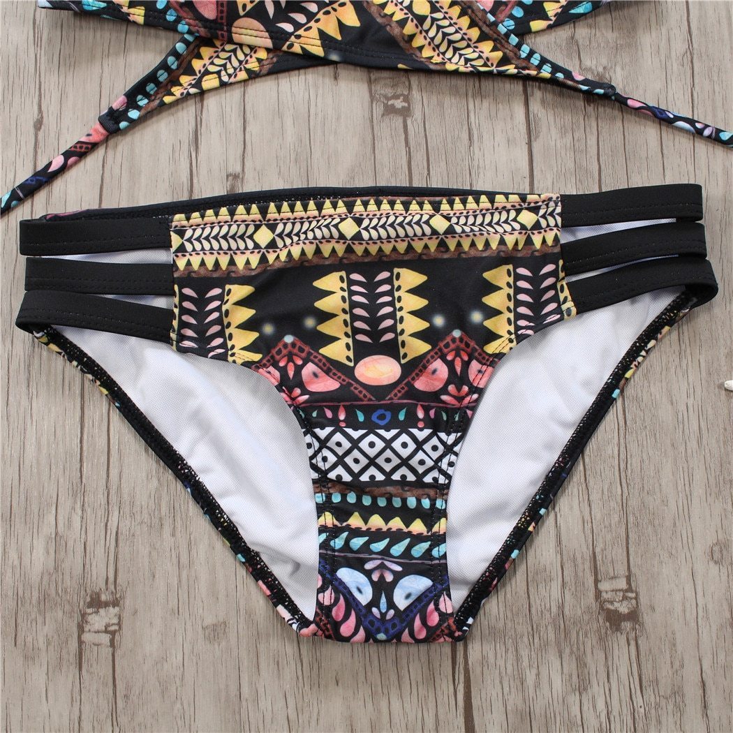 Wielokolorowe bikini damskie z azteckim wzorem, modny dwuczęściowy strój kąpielowy na plażę i wakacje.