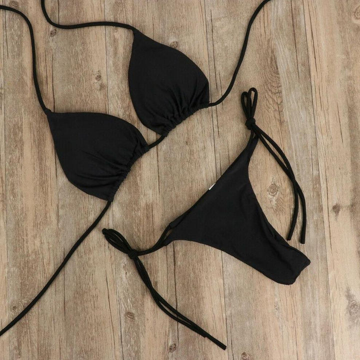 Plażowy strój kąpielowy damski, mikro bikini ze stringami i wiązanym topem. Idealny na lato.