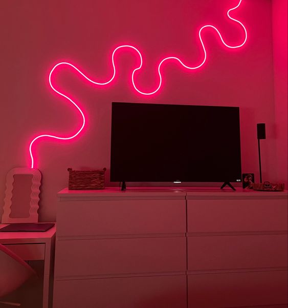 Uniwersalna taśma LED FlexiGlow, energooszczędne oświetlenie ledowe do domu i ogrodu.