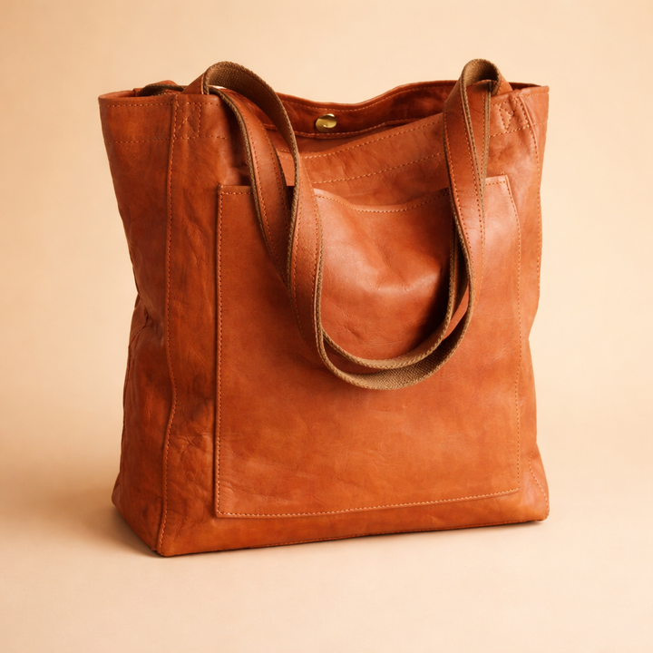 Elegancka torebka damska typu tote z miękkiej skóry, idealna do miejskich stylizacji. Funkcjonalna.