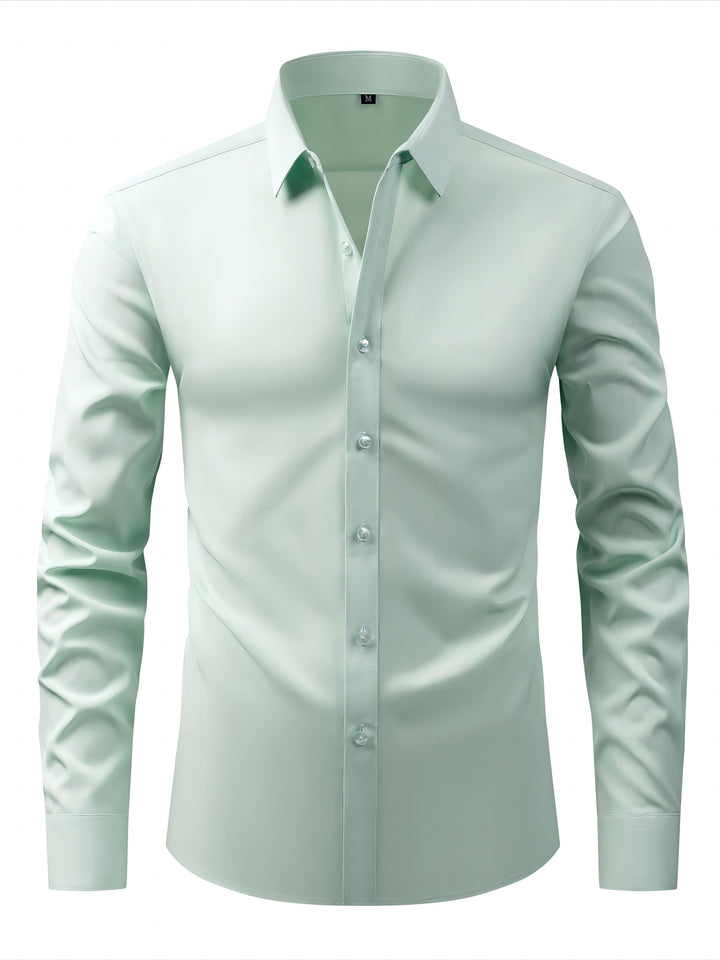 Biała koszula męska slim fit z długim rękawem, elegancka do biura.