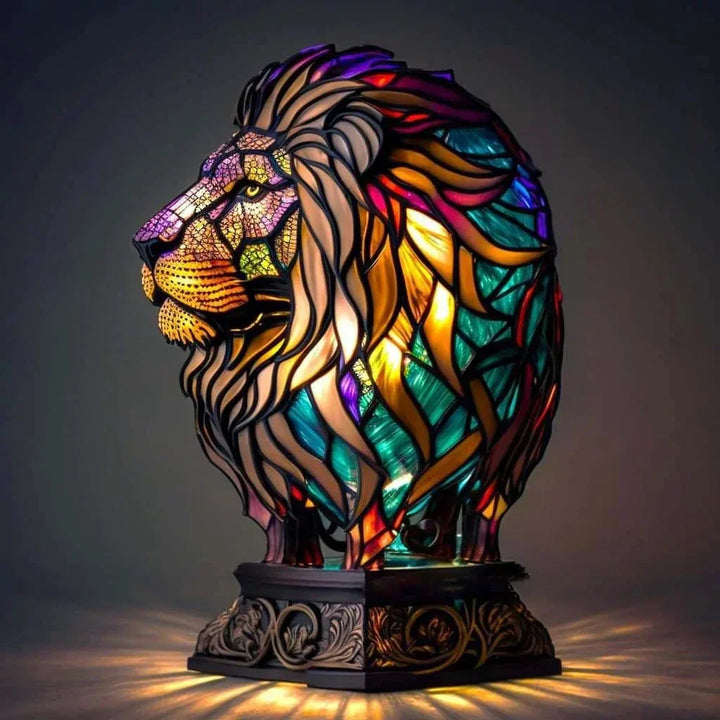 Lampa stołowa witrażowa, eleganckie oświetlenie, motywy zwierzęce w szkle.