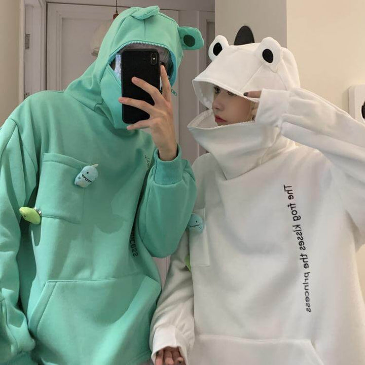Zabawny sweter z kapturem z żabą, idealny na prezent. Modna bluza hoodie unisex dla każdego.
