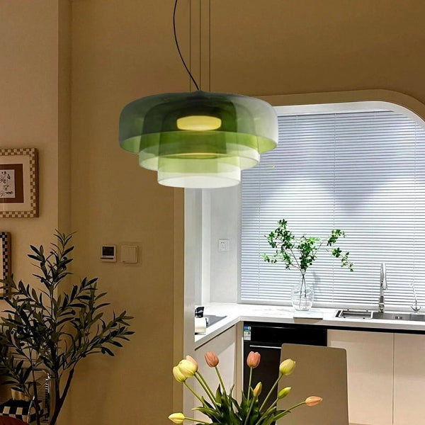 Nordycka lampa sufitowa szklana, idealne oświetlenie w stylu skandynawskim do nowoczesnych wnętrz.