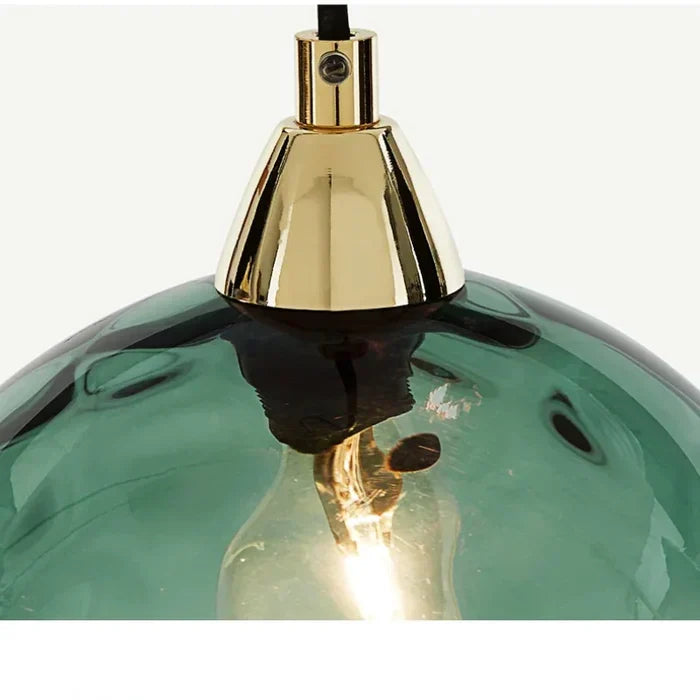 Designerski żyrandol LumiSphere. Oświetlenie w formie szklanej kuli, pasuje do każdego wnętrza.