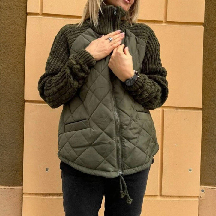 Modna damska kurtka hybrydowa ze stójką, elegancka i casualowa, z praktycznym zamkiem, okrycie wierzchnie.
