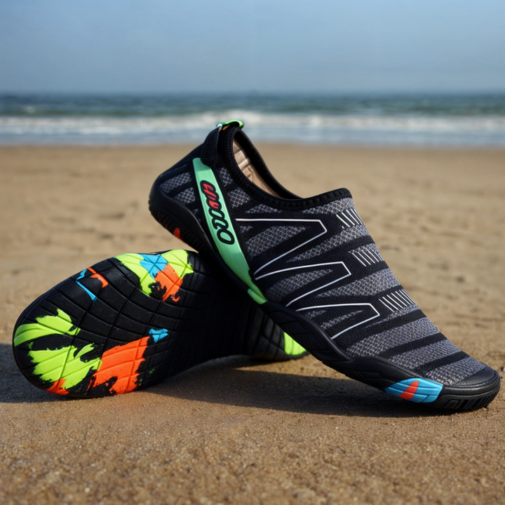 Lekkie buty wodne AquaFlex, antypoślizgowe. Szybkoschnące obuwie na letnie dni, do aquasportu.