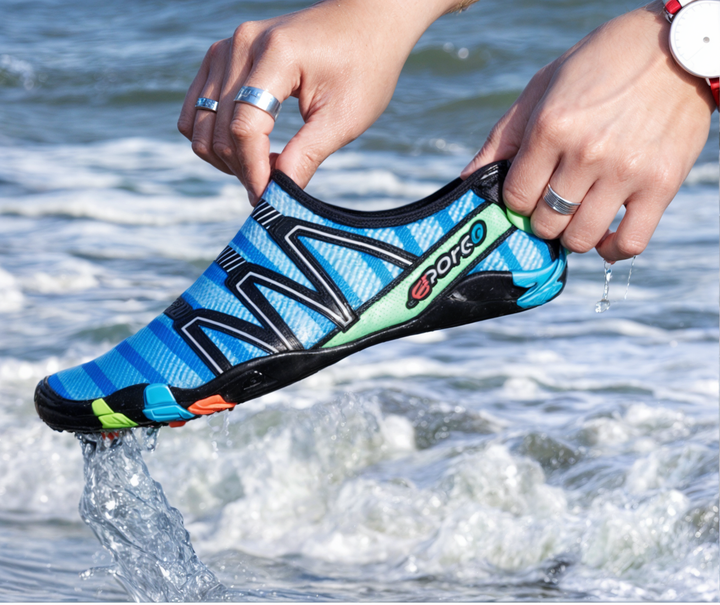 Buty AquaFlex – ochrona stóp, antypoślizgowa podeszwa, szybkoschnące. Idealne do sportów wodnych i na plażę.