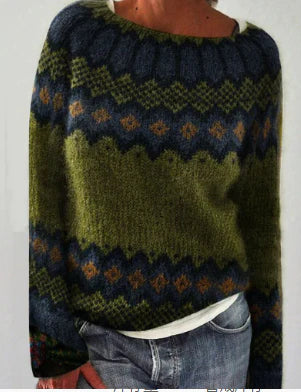 Damski sweter z okrągłym dekoltem, fason oversize. Modny i wygodny, doskonały na chłodne dni.