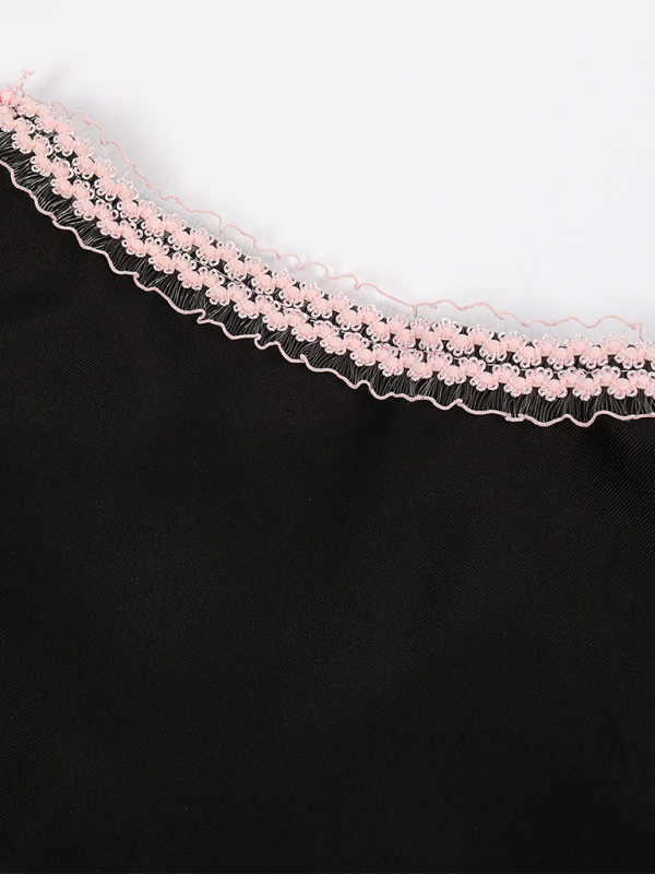 Kwiecista sukienka dirndl damska, czarna, tradycyjny strój bawarski, elegancja na festyn.