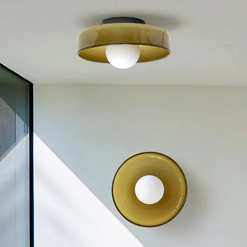 Dekoracyjna lampa ścienna, nowoczesny design, oświetlenie do przedpokoju ze szkła.