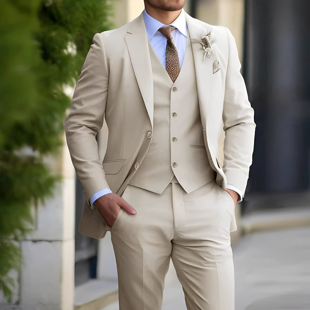 Elegancki męski garnitur Glover beżowy, dwuczęściowy. Zestaw smart casual, idealny do biura i na spotkania, wysoki komfort.