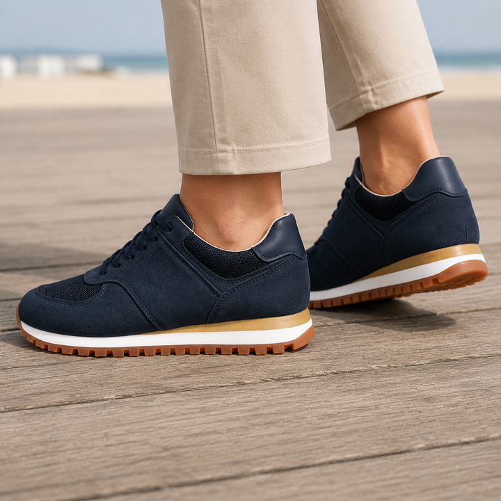 Granatowe uniseks sneakersy retro z niskim profilem. Stylowe buty sportowe na co dzień.