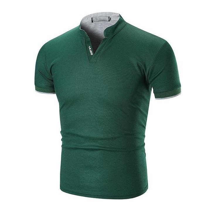 Koszulka męska polo z krótkim rękawem, dekoltem w serek i podwyższoną stójką. Wygodna, casualowa elegancja.