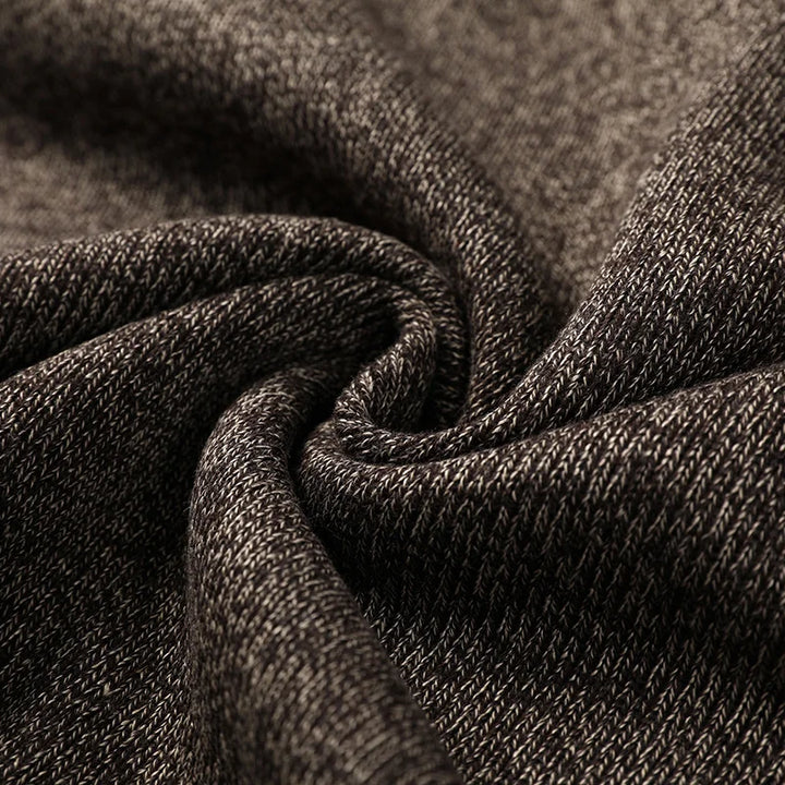 Komfortowy sweter kardigan damski, prążkowany, idealny do swobodnych, warstwowych outfitów.