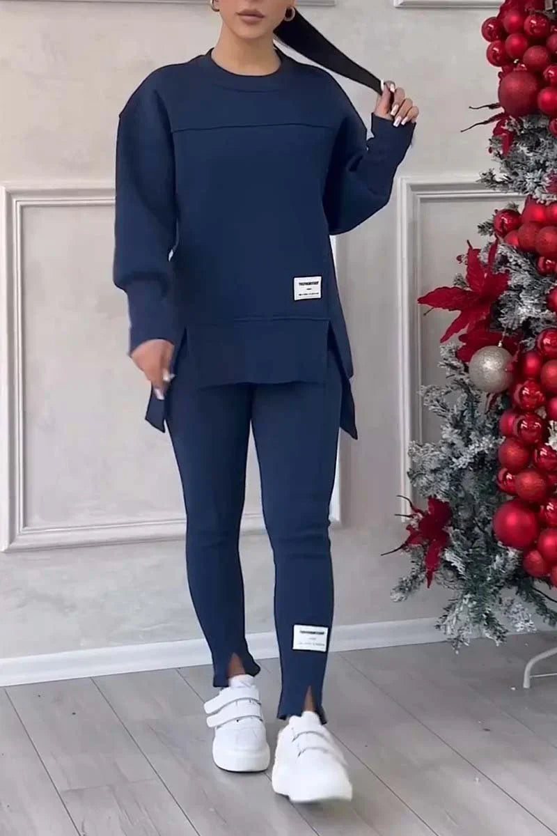 Wygodny damski dres z polaru w modnym fasonie. Idealny zestaw ubrań dla stylu i komfortu.
