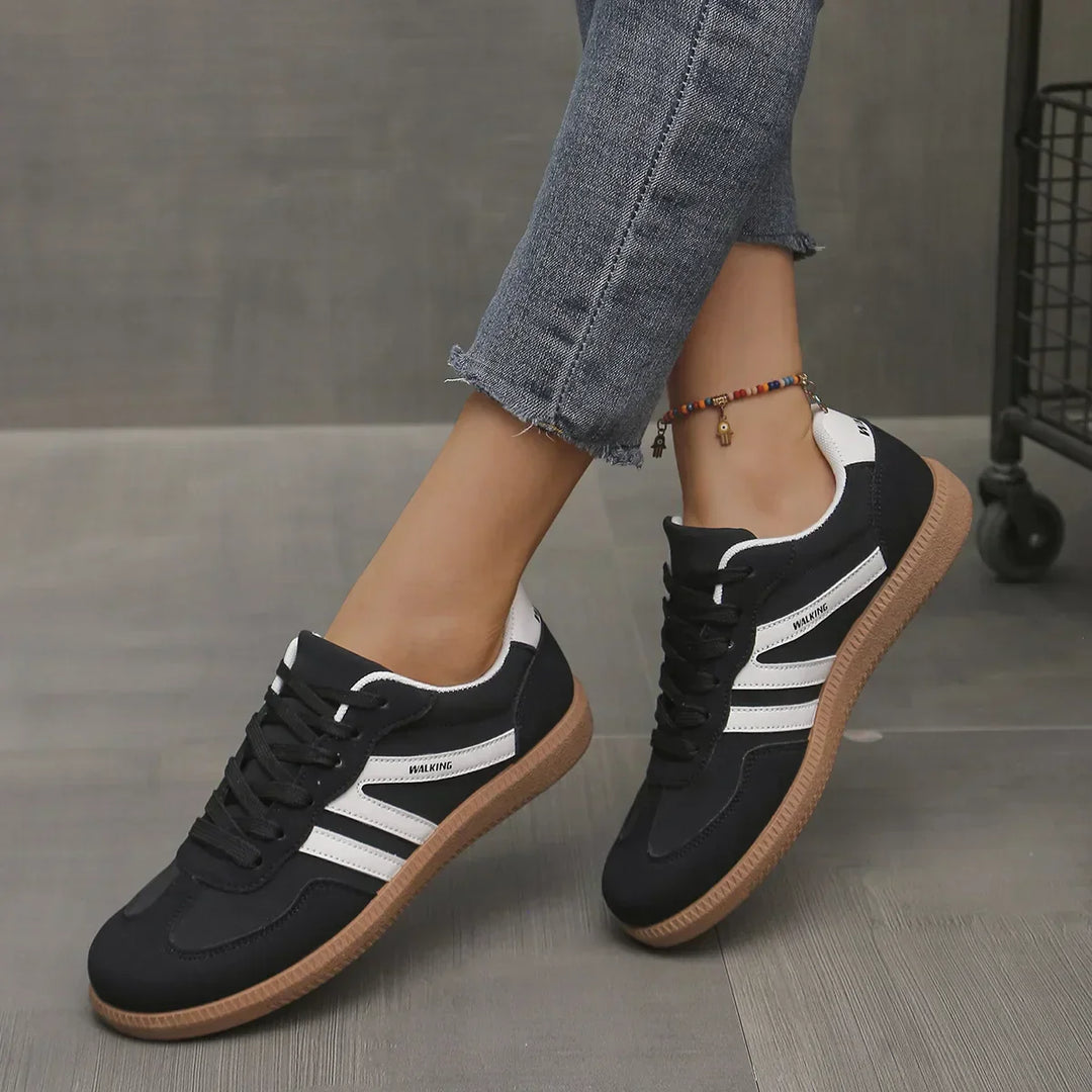 Damskie sneakersy niskie, sznurowane. Kolorowe, modne buty do codziennych stylizacji.