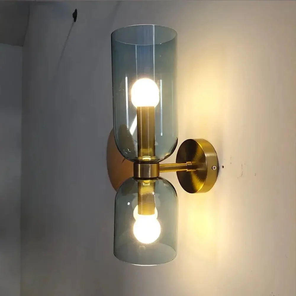 Lampa ścienna nowoczesna szklana, dwukloszowa. Idealna jako oświetlenie do sypialni i salonu.