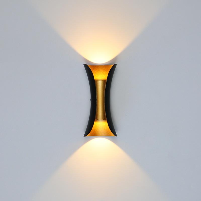 Kinkiet ścienny LED zewnętrzny, design góra-dół, odporny na warunki atmosferyczne (IP65). Do elewacji.