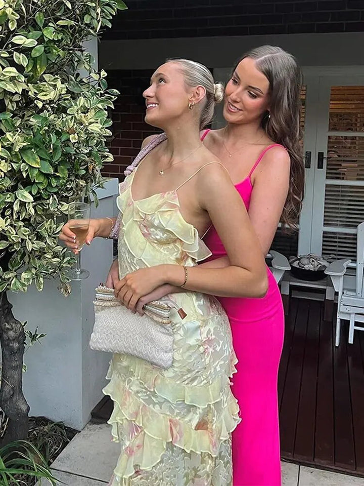 Damska kolorowa sukienka letnia Liora bez rękawów, z falbanami. Zwiewna, elegancka casual na co dzień.