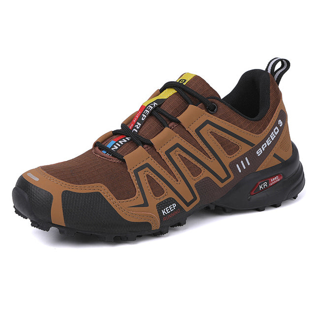 Komfortowe męskie buty trekkingowe RoverTrail, zaprojektowane dla maksymalnej wygody na długich szlakach.