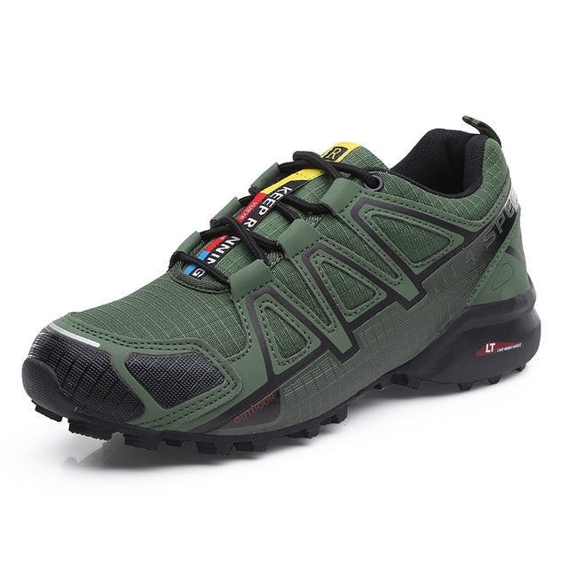 Męskie buty do wędrówek RoverTrail, solidne i przyczepne, doskonałe na górskie szlaki i leśne ścieżki.
