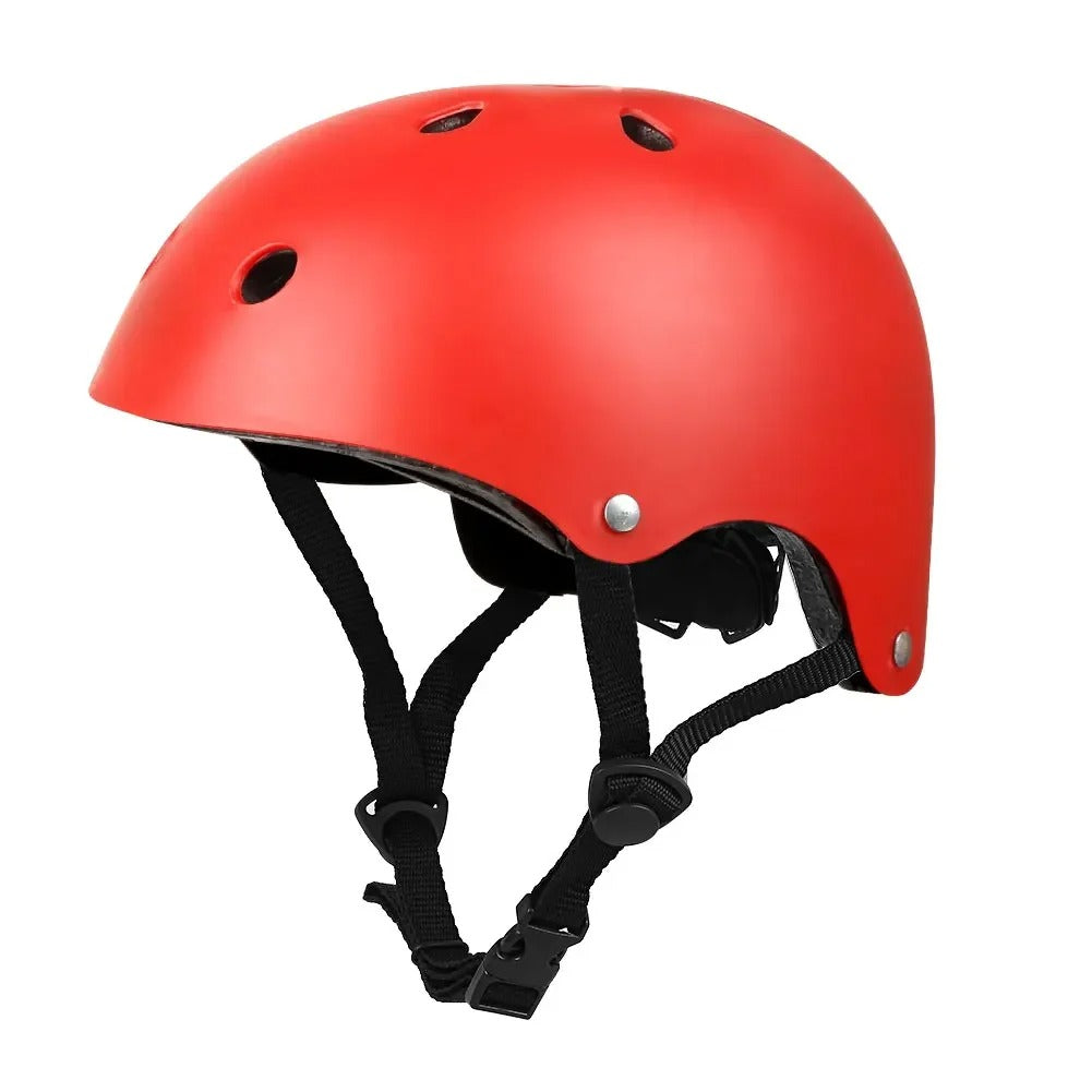 Kask rowerowy SafeRide z efektywną wentylacją, zapewnia komfort termiczny podczas długich tras.
