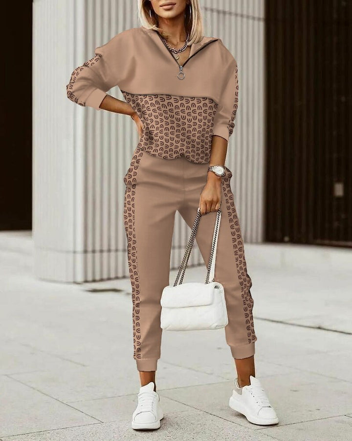Komfortowy beżowy komplet damski Elodie. Wygodny dres loungewear, idealny jako odzież domowa i na luźne wyjścia.