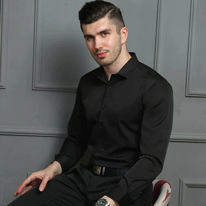 Męska koszula stretch Comfort Lucas, idealna na co dzień i do biura. Elegancka, swobodna, z komfortowym dopasowaniem.
