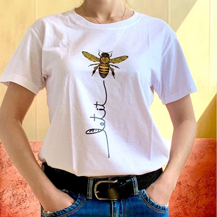 Damska koszulka T-shirt z modnym motywem pszczoły. Wygodna, luźna i casualowa, idealna na lato.