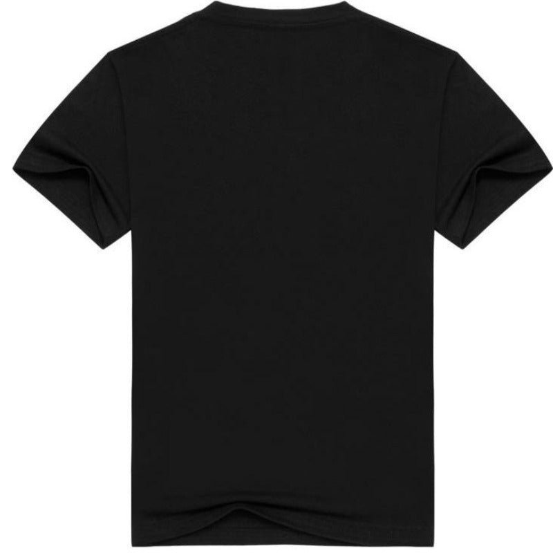 T-shirt męski z unikatowym nadrukiem. Wygodna, czarna koszulka męska z luźnym krojem, modny styl casual.