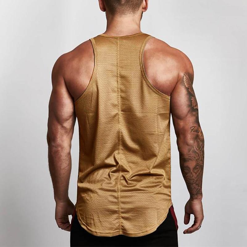 Szary męski tank top z wyrazistym napisem. Stylowa letnia koszulka slim fit na co dzień.