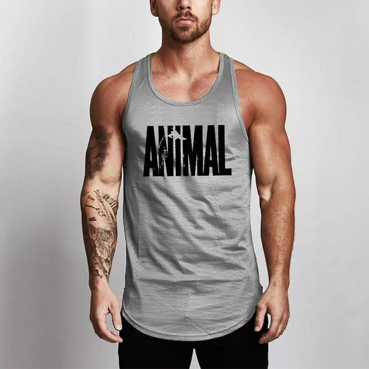 Biały męski tank top slim fit z napisem. Uniwersalna koszulka męska na co dzień i na lato.