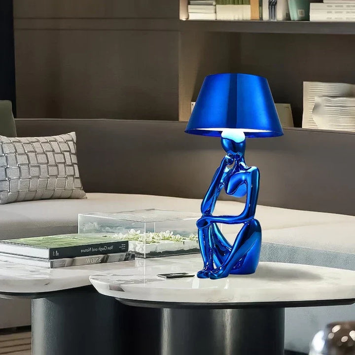 Arden, designerska lampa podłogowa/stołowa. Harmonijne oświetlenie i piękna dekoracja do każdego wnętrza.