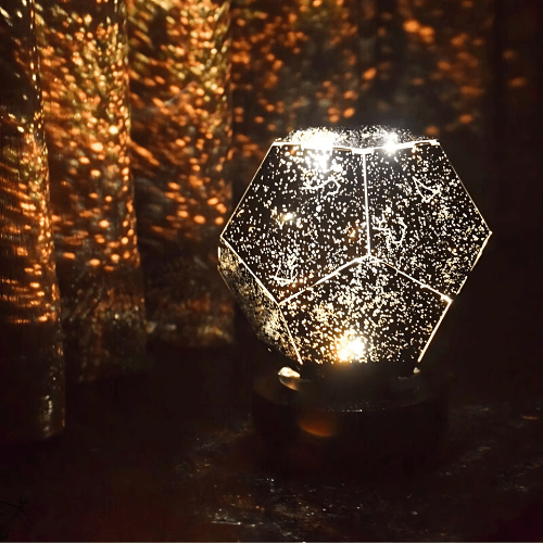 Nowoczesny projektor gwiazd i mgławic do domu. Lampa nocna LED z magicznym światłem, idealna dla dzieci.