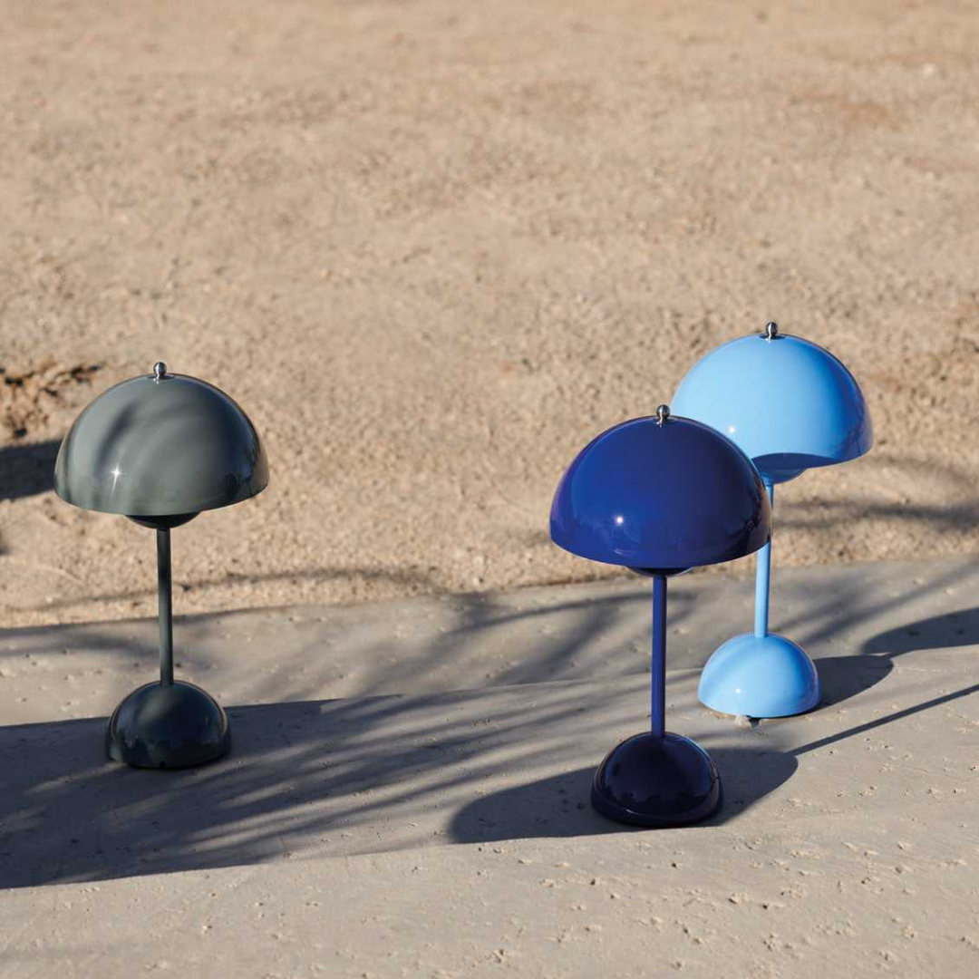 Designerska, bezprzewodowa lampa stołowa LED MoonGlow, oświetlenie nowoczesne.