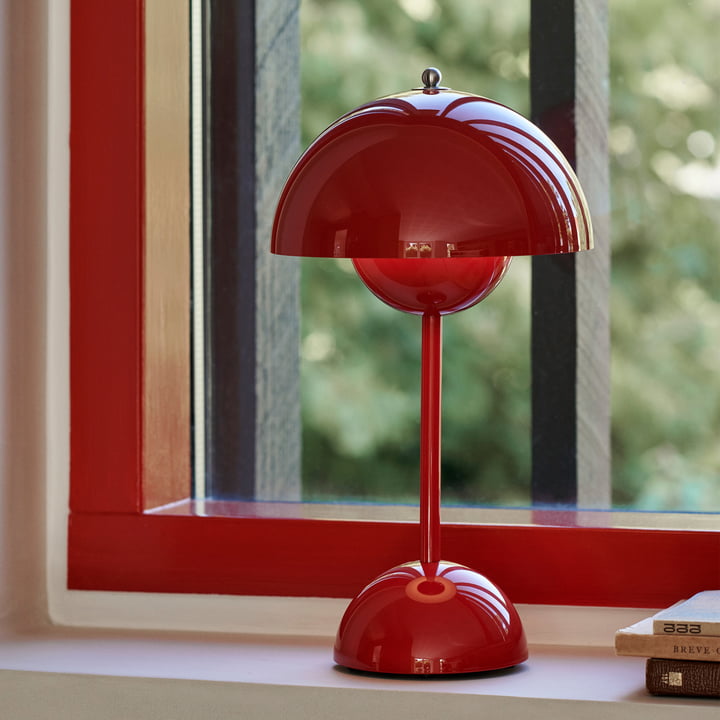 Bezprzewodowa, designerska lampa stołowa LED MoonGlow.