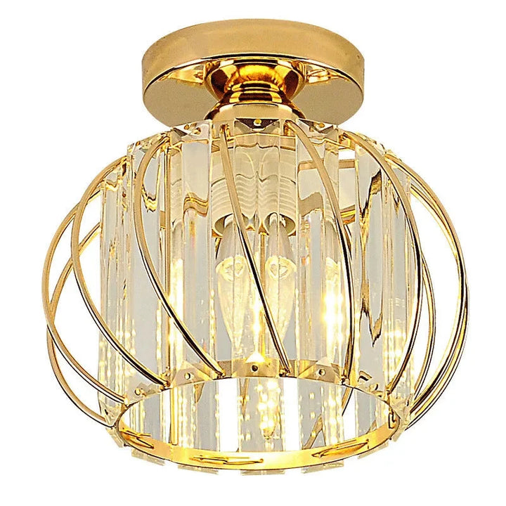 Luksusowa lampa sufitowa glamour z kryształami. Eleganckie oświetlenie wewnętrzne, efektowna kula.