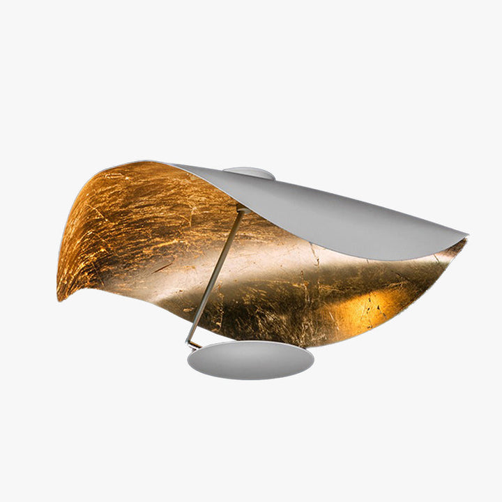 Nowoczesna lampa sufitowa LED liść, złoty design do salonu.