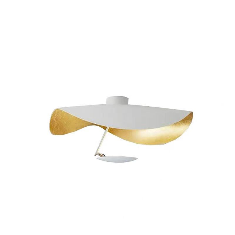 Lampa LED sufitowa design liść, nowoczesne i funkcjonalne oświetlenie.