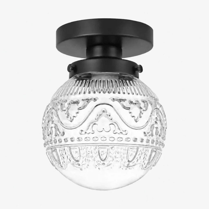 Lampa sufitowa vintage z mosiądzu, grawerowana szklana kula. Dodaje charakteru wnętrzom retro.