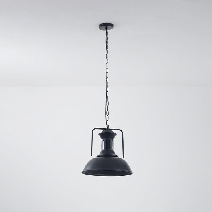 Minimalistyczna lampa wisząca metalowa czarna, styl industrialny loft, do jadalni i kuchni.