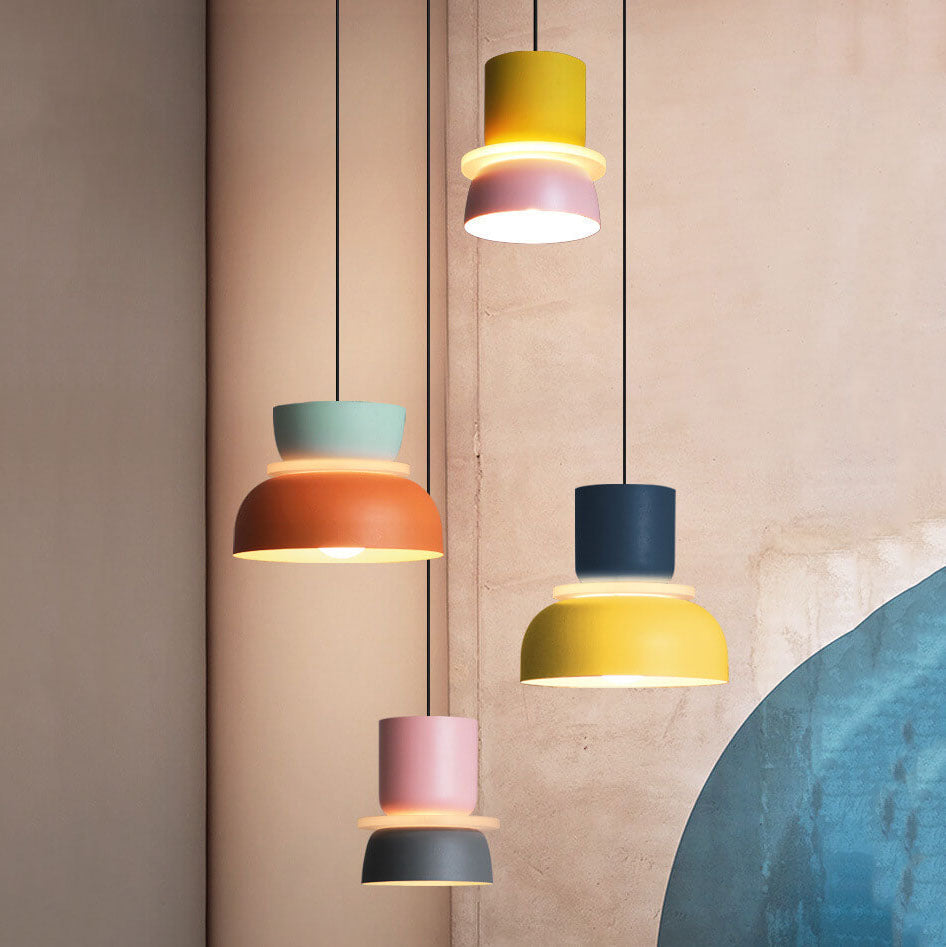 Skandynawska lampa wisząca Macarons z metalu, geometryczny kształt. Doskonała do jadalni, kuchni.