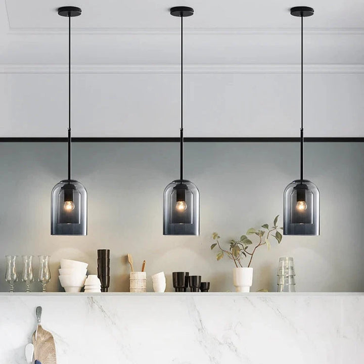 Lampa wisząca skandynawska, podwójny szklany klosz, tworzy przytulne oświetlenie E27.