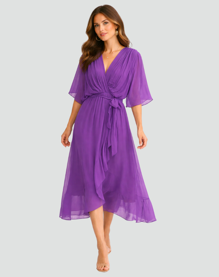 Wieczorowa sukienka midi kopertowa z wiązaniem i rękawem kimono, idealna na specjalne okazje.