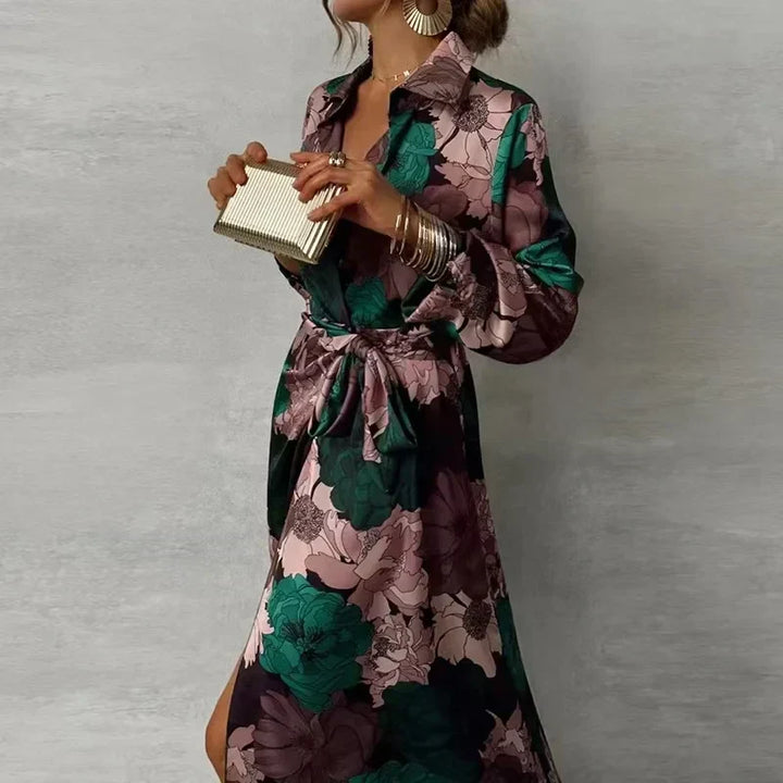 Damska sukienka maxi ciemnozielona w kwiaty. Elegancka długa sukienka idealna na lato i przyjęcie.