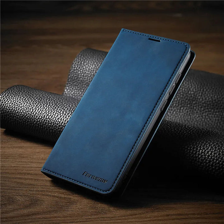 Stylowe, skórzane etui-futerał na iPhone z magnetycznym zamknięciem. Idealne akcesorium ochronne.