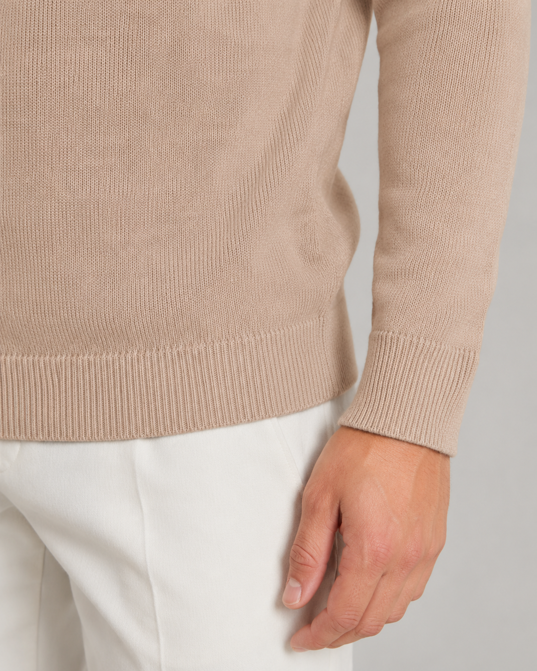 Elegancki sweter męski polo z zamkiem. Dzianinowy, wygodny, doskonały na chłodne dni jesieni i zimy.